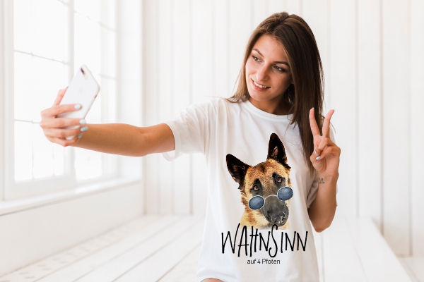 Malinois Wahnsinn 4 Pfoten DAMEN T-SHIRT Hunde Motiv by SIVIWONDER