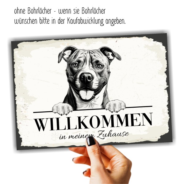 Hundeschild Willkommen Zuhause American Staffordshire Terrier Schild Achtung Zaun Frau Spruch Türschild Hundeschild Warnschild Design by Siviwonder
