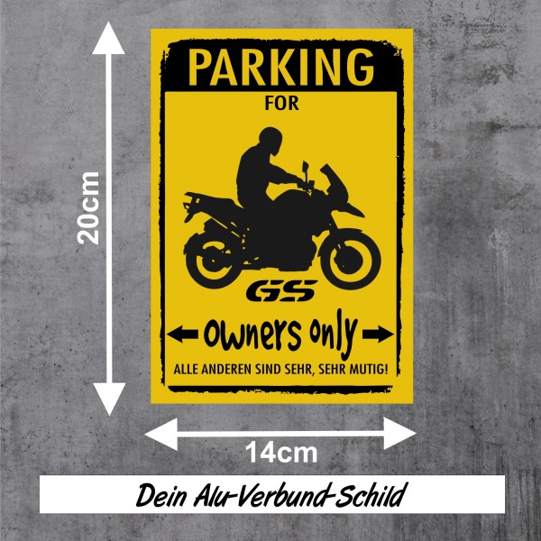 Motorrad Privatparkplatz parken verboten. Privatparkplatz Privatgrundstück Hinweisschild Parkplatz freihalten